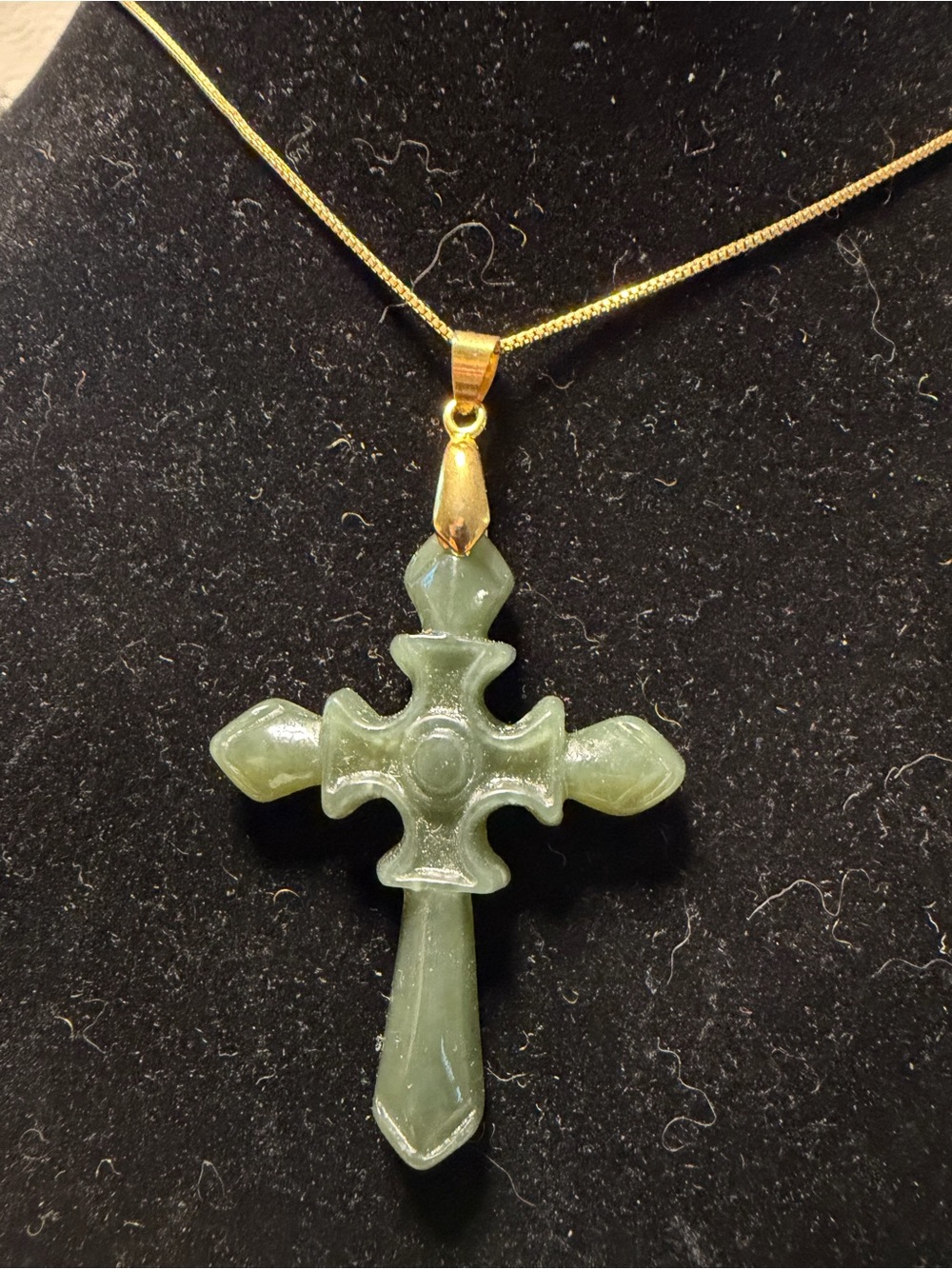 18kGP Jade Green Cross Pendant Necklace
